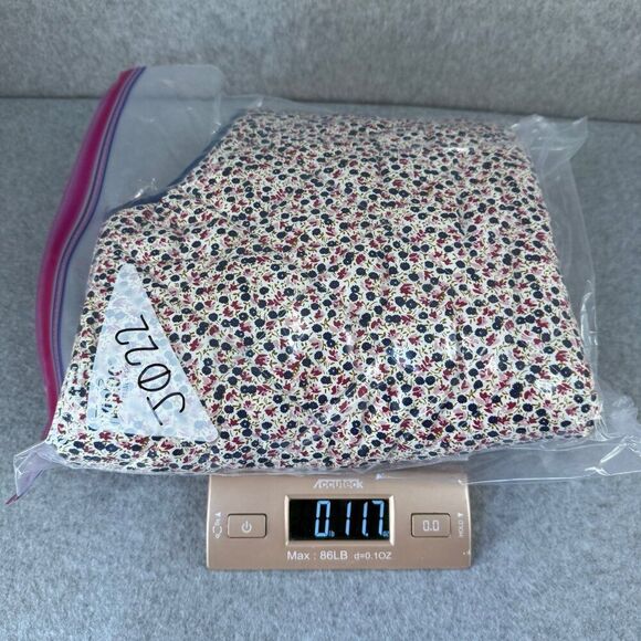 J. Crew Mercantile Women's Large Quilted Floral Puffer Vest Navy Blue Pink White - Picture 9 of 10